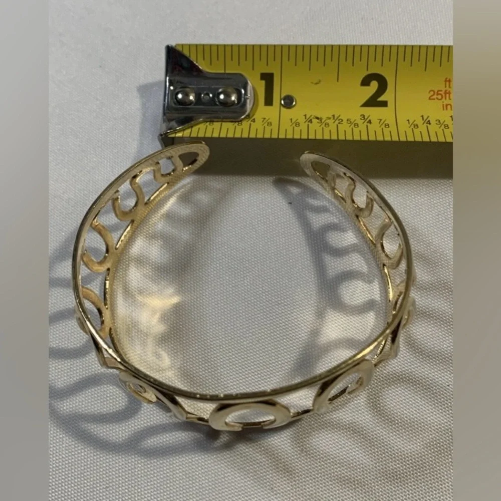 Sarah Coventry Cuff Bracelet Elegant Open Gold-Tone “U” Design Classic VTG